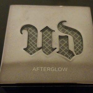 URBAN DECAY AFTERGLOW 8 HOUR POWDER BLUSH
